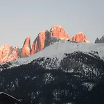 Adria 3*