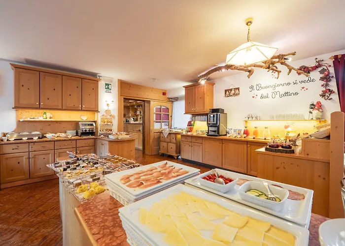 Adria 酒店 卡纳泽伊